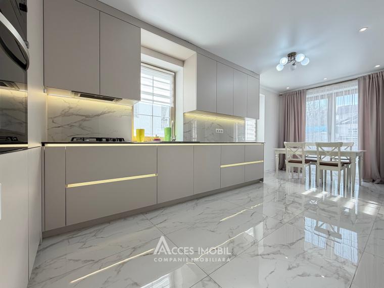 Chirie! Casă în 3 nivele! Centru, str. Anton Crihan, 300m2 + 6 ari. Reparație premium!: 9