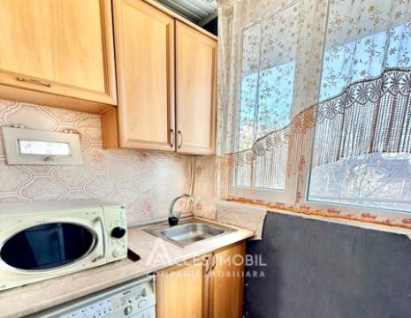 Botanica, N. Titulescu street, room!: 4