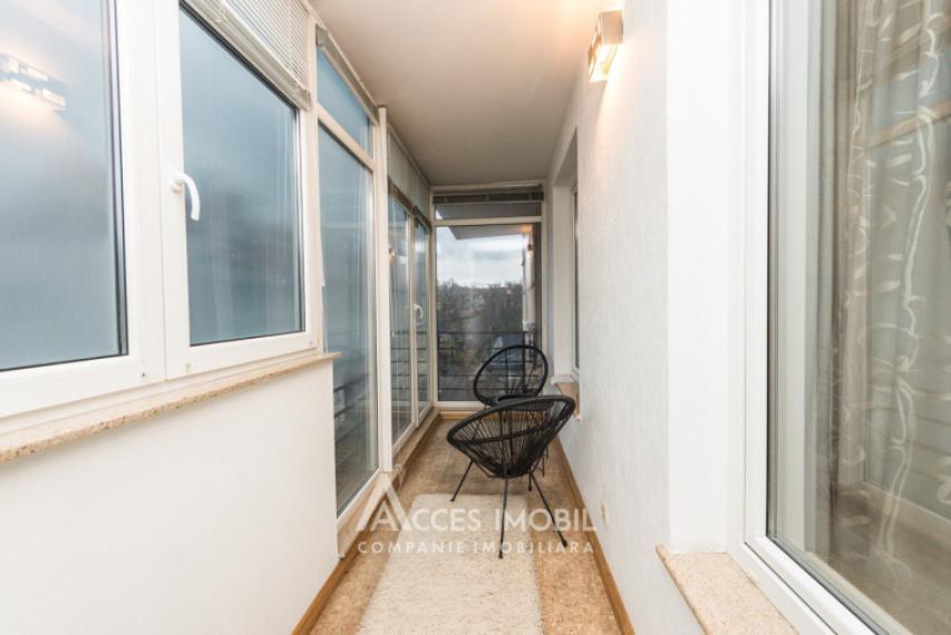 New Block ! Center, M. Kogalniceanu street, 3 rooms. Autonomous heating!: 18