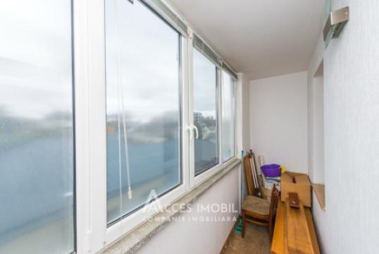 New Block ! Center, M. Kogalniceanu street, 3 rooms. Autonomous heating!: 22