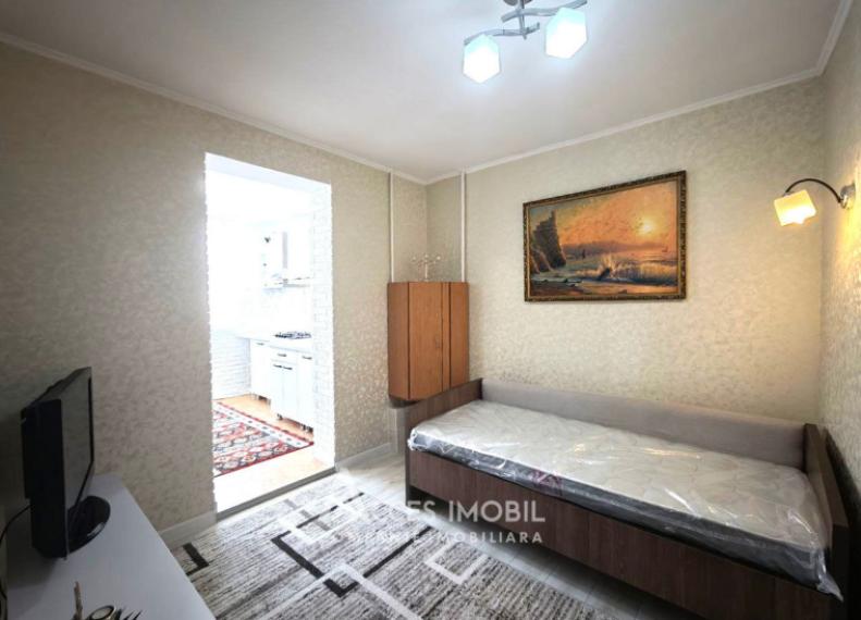 Ciocana, Mihail Sadoveanu street, 2 rooms. Euro repair! Middle position!: 3