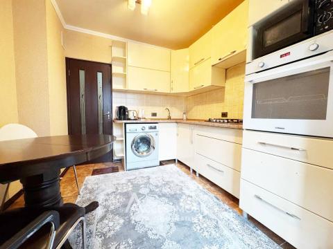 Ciocana, bd. Mircea Cel Bătrân, 2 camere. De mijloc!: 4