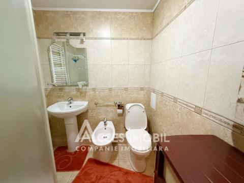 Chirie! str. 31 August 1989, Centru, 2 camere + living. Euroreparație!: 11