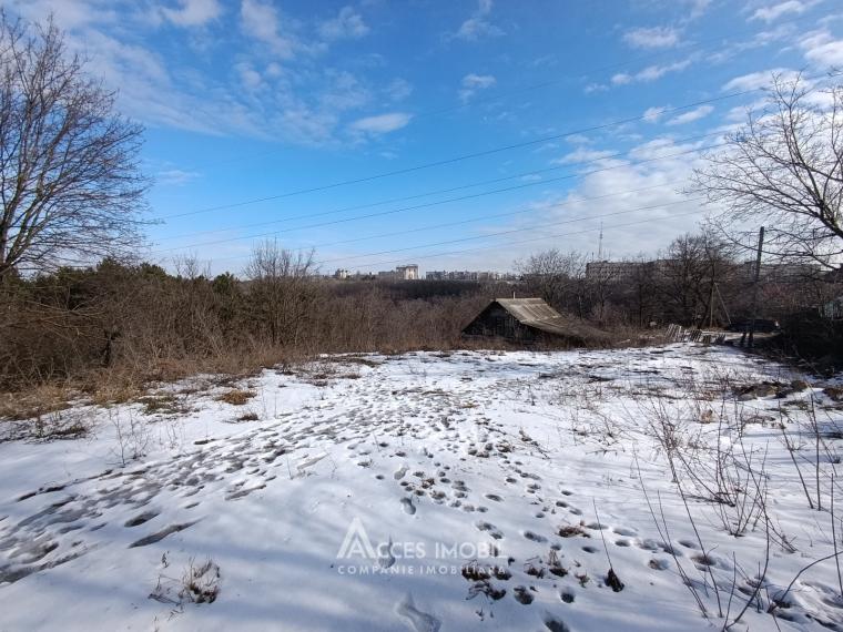 Lot de teren pentru construcții 5 ari! Centru, str. Porumbiței!: 0