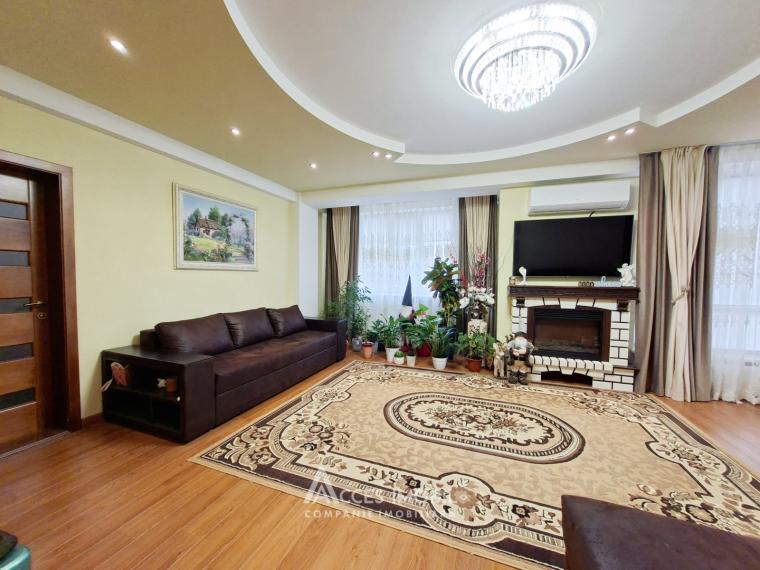 Bloc Nou! Botanica, str. Grenoble, 2 camere + living! Euroreparație!: 0