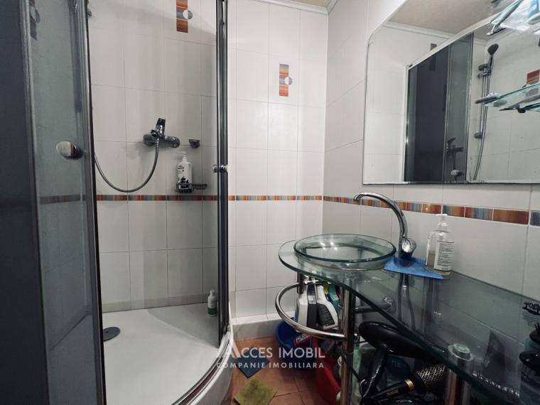 Botanica, bd. Dacia, 2 camere!: 12