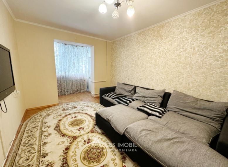 Botanica, bd. Traian, 3 camere!: 1