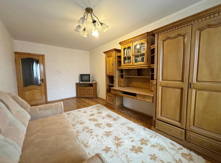 Botanica, bd. Traian, 3 camere!: 5