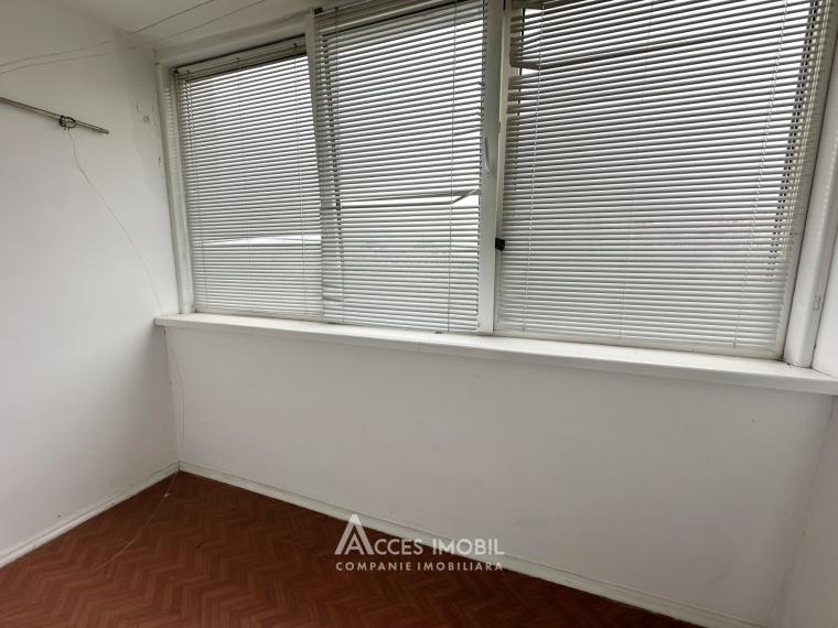 Botanica, bd. Traian, 3 camere!: 11