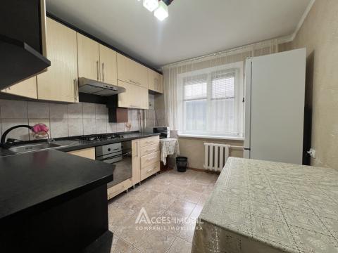 Buiucani, str. Liviu Deleanu, 2 camere. De mijloc!: 1