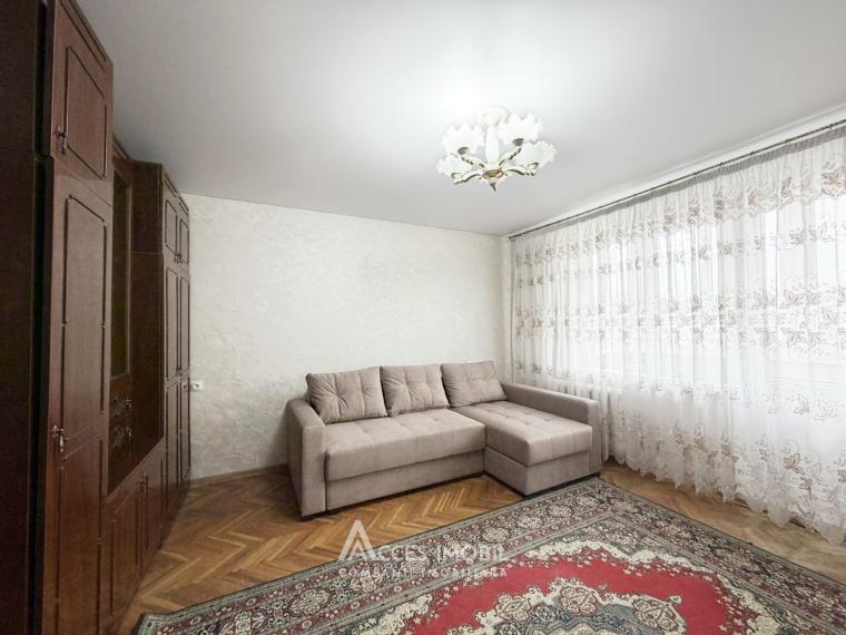 Chirie! Poșta Veche, str. Gheorghe Madan, 3 camere! Euroreparație!: 3