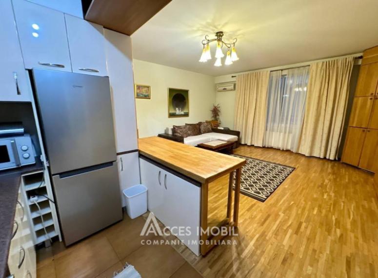 Chirie! Bloc Nou! str. București, Centru, 2 camere + living! Euroreparație!: 2