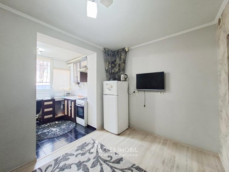 Botanica, str. Plaiului, 1 cameră. De mijloc!: 8