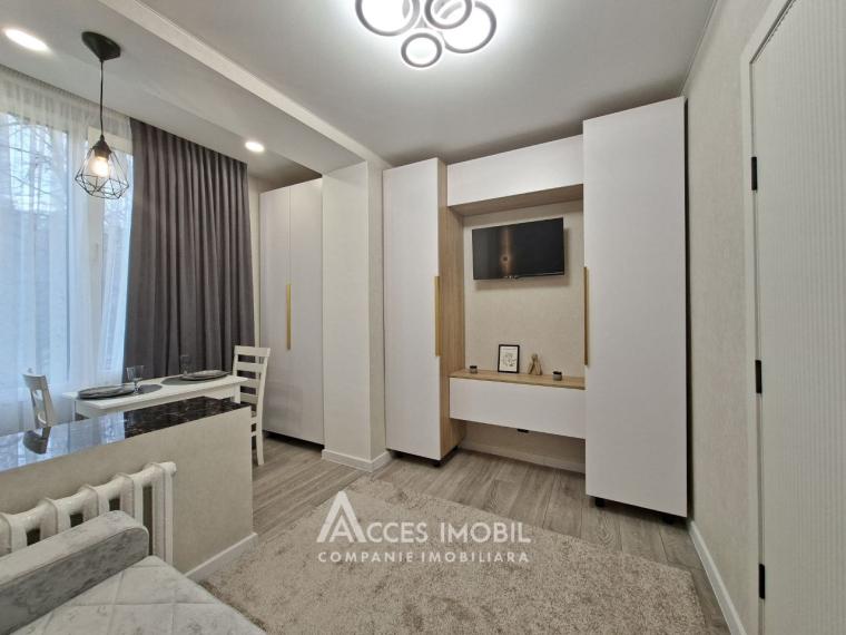 Telecentru, Academiei street, 1 room. Euro repair!: 3