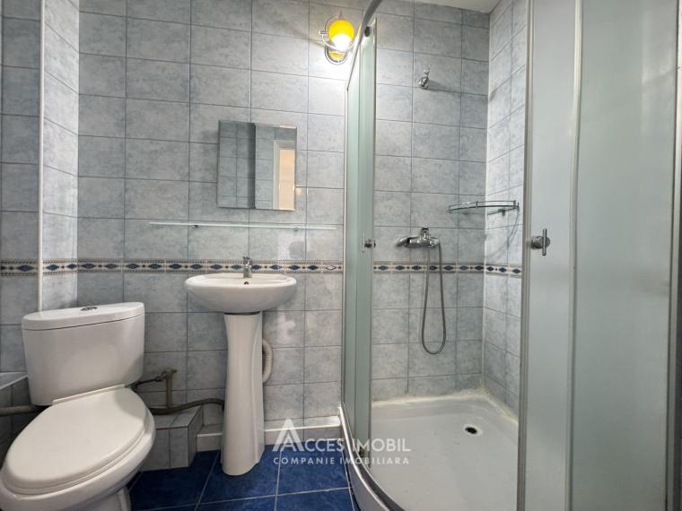 Center, Al. Puskin avenue, 1 room + living. Middle position!: 4