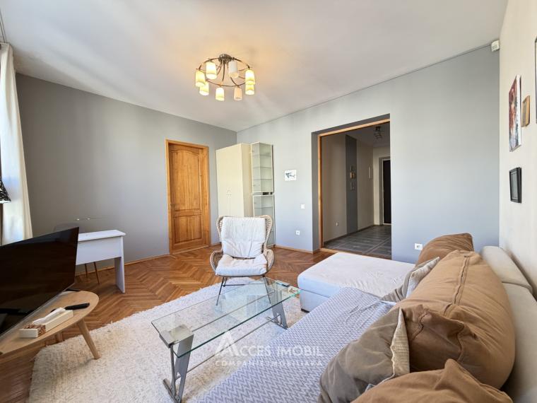 Аренда! Центр, ул. Митрополит Варлаам, 2 комнаты + гостиная! Евроремонт!: 1