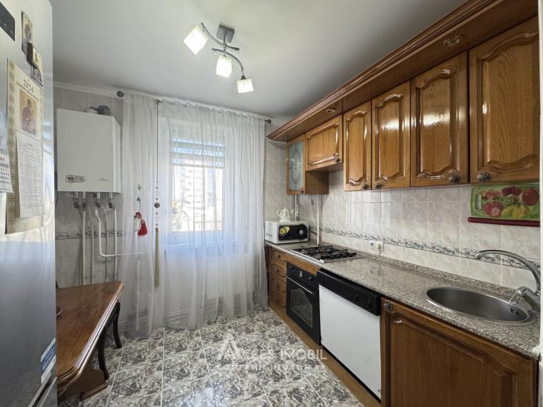 Centru, str. Ismail, 2 camere! Euroreparație! Încălzire Autonomă!: 0