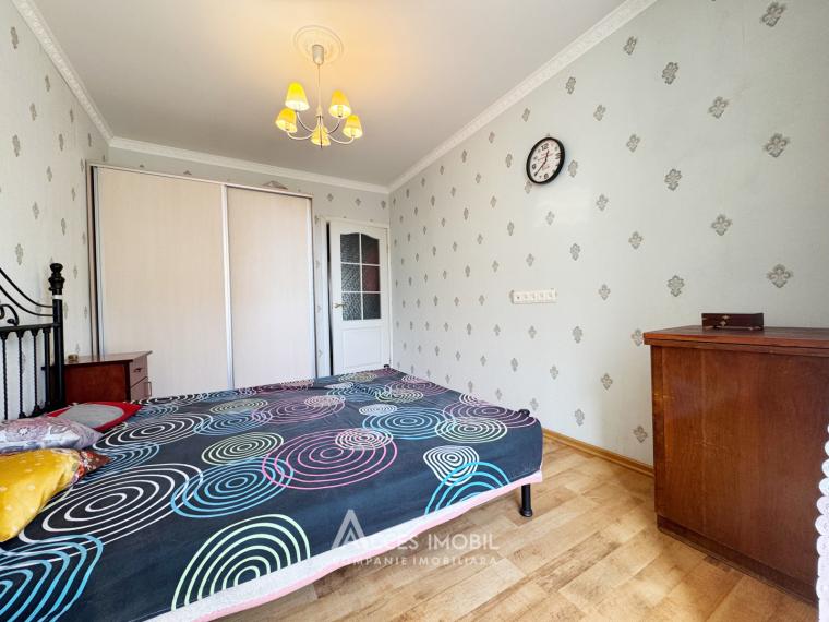 Botanica, bd. Cuza Vodă, 3 camere. De mijloc/Bilaterală!: 1