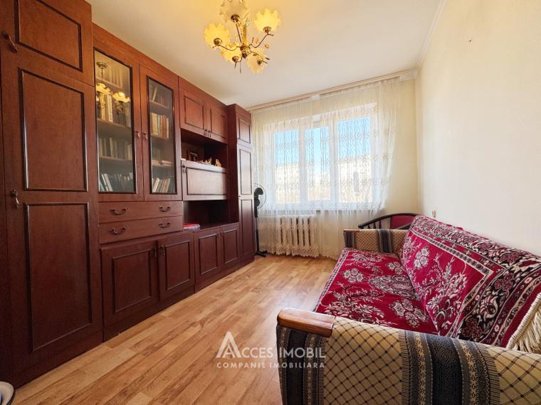 Botanica, bd. Cuza Vodă, 3 camere. De mijloc/Bilaterală!: 4