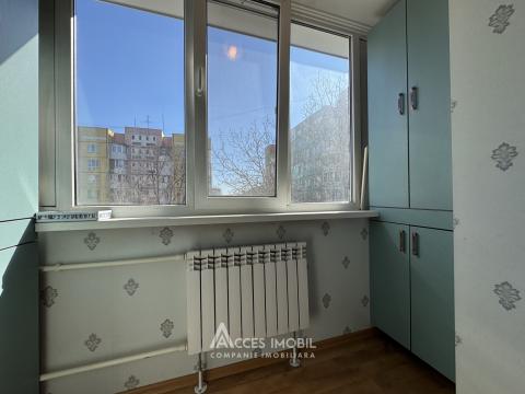 Botanica, bd. Cuza Vodă, 3 camere. De mijloc/Bilaterală!: 12