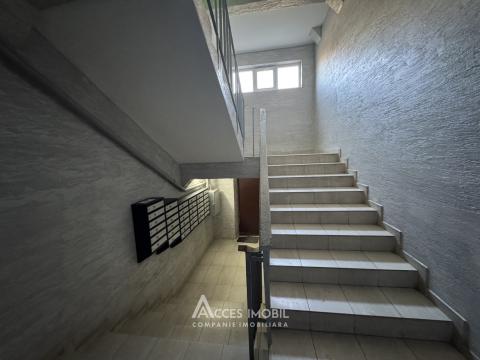 Botanica, bd. Cuza Vodă, 3 camere. De mijloc/Bilaterală!: 15