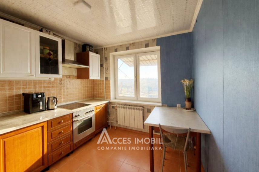 Buiucani, str. Piața Unirii Principatelor, 2 camere + living!: 0