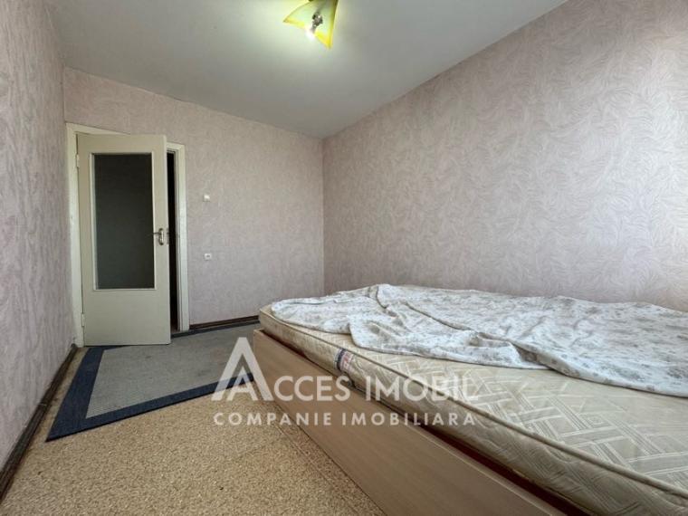 Dobrogea, str. Luceafărul, 2 camere. Seria 143! De mijloc!: 4