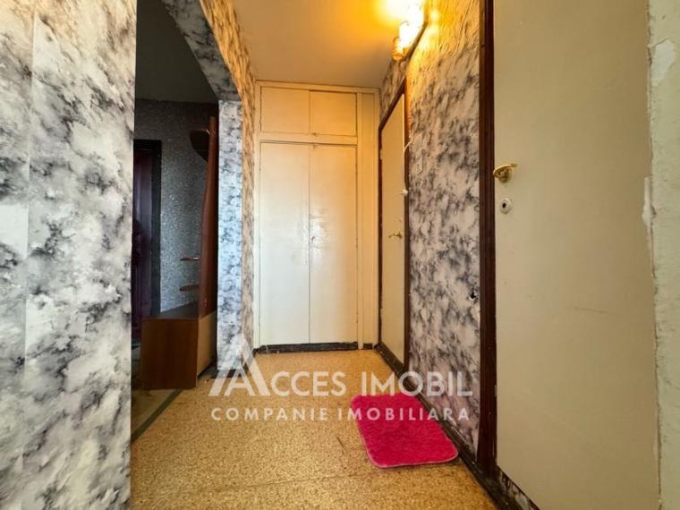 Dobrogea, str. Luceafărul, 2 camere. Seria 143! De mijloc!: 10