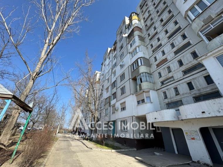 Dobrogea, str. Luceafărul, 2 camere. Seria 143! De mijloc!: 13