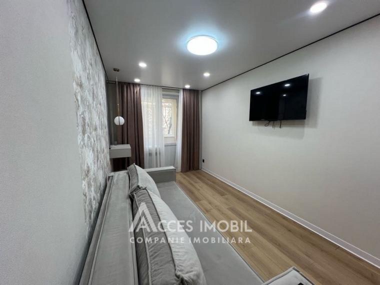 Râșcani, str. Miron Costin, 2 camere + living. Euroreparație! De mijloc!: 1