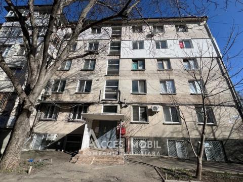 Râșcani, str. Miron Costin, 2 camere + living. Euroreparație! De mijloc!: 13