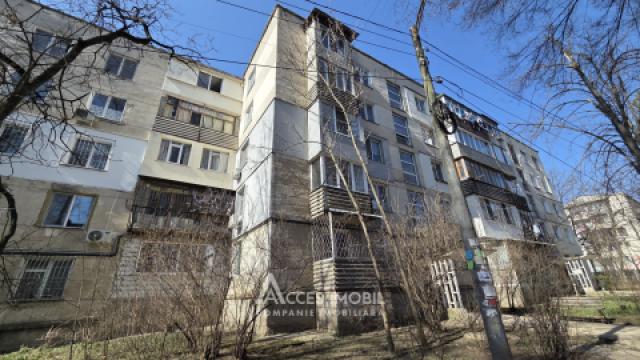Rîșcani, bd. Moscova, 2 camere!: 1