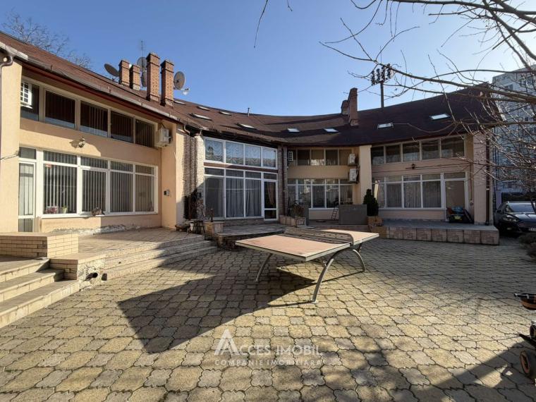 Chirie! TownHouse în 3 niveluri! Buiucani, str. Nicolae Costin , 230m2 + 3 ar! Euroreparație!: 0