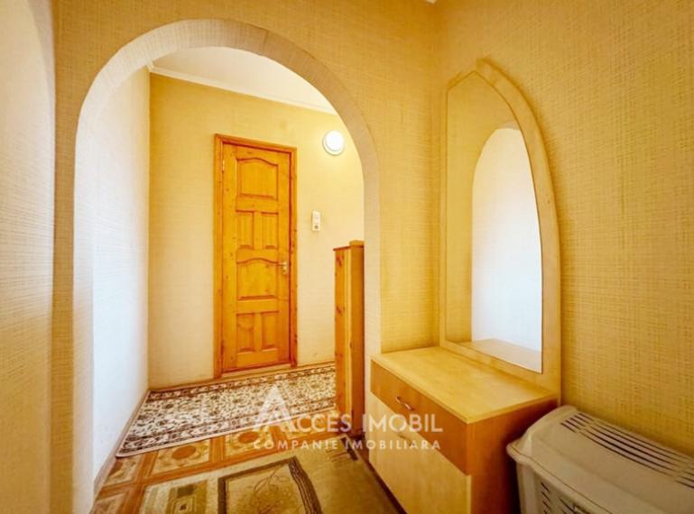 Botanica, str. Grenoble, 2 camere. De mijloc!: 10