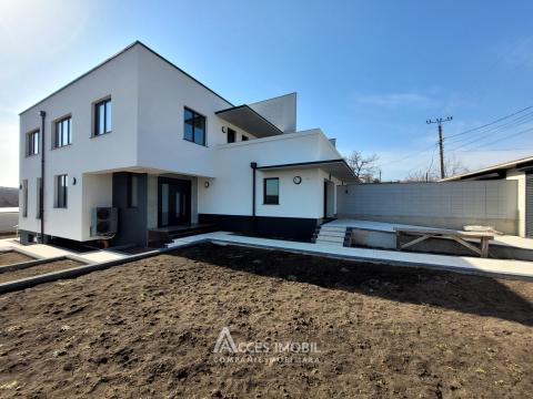 Продажа домов в Кишиневе: Сочитень, ул. Индепенденцей