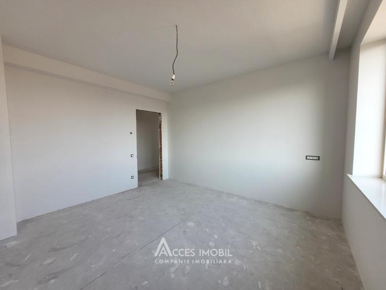 3-х этажный Дуплекс! Сочитень,  ул. Индепенденцей, 275м2 + 4 соток! Белый вариант!: 3