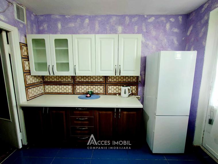 Ciocana, str. Mihail Sadoveanu, o cameră. Euroreparație! De mijloc!: 2