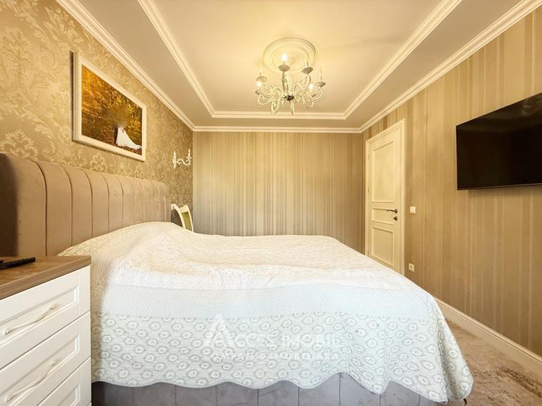 Ciocana, bd. Mircea Cel Bătrân, 4 camere. Localizare de Mijloc! Euroreparație!: 2