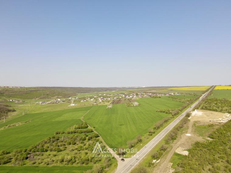 Teren agricol intravilan 27 ari! Tohatin, str. Tohatin Nou!: 1