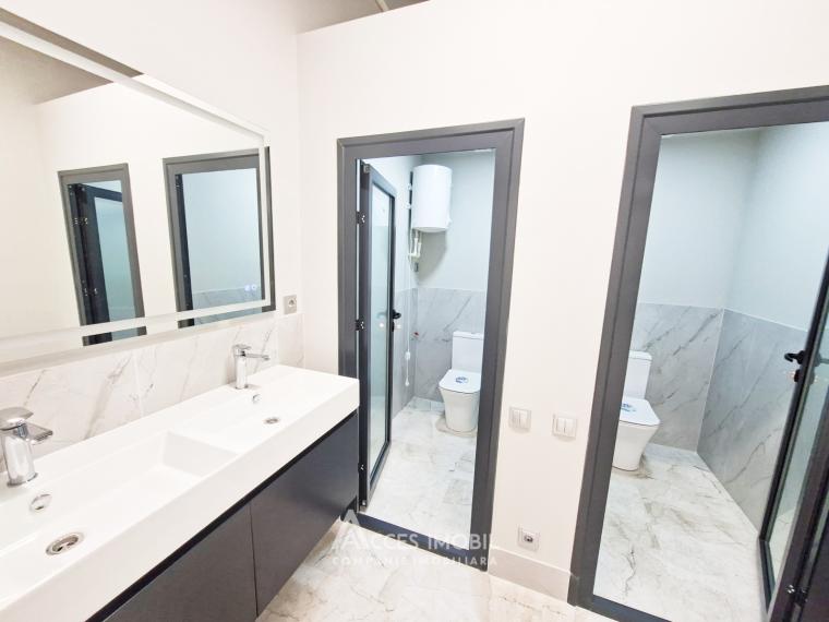 Chirie! Spațiu Comercial, 305m2! Sculeni, str. Columna! Autonomă!: 4