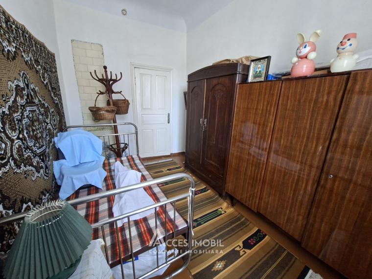 Ground-floor apartment! Orhei, Maxim Gorkii street, 2 rooms. Autonomous Heating!: 4
