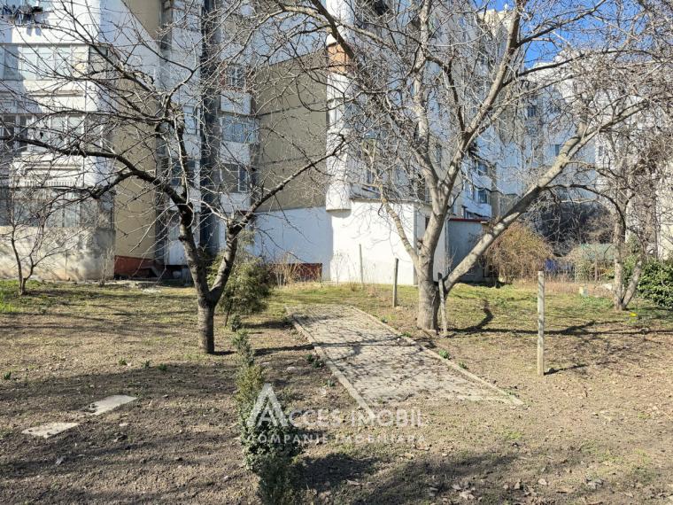 Botanica, Valea Crucii street, 2 rooms + living. Series 143! Euro repair!: 10