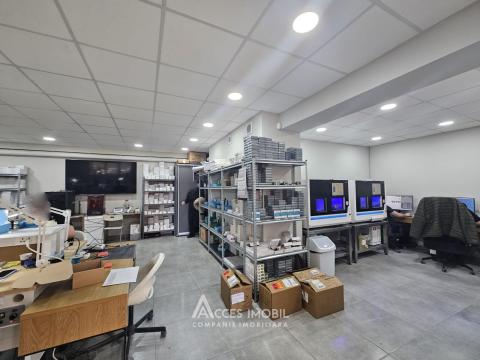 For Rent! Commercial Space 88m2! Center, Valea Trandafirilor street. Autonomous heating!: 2