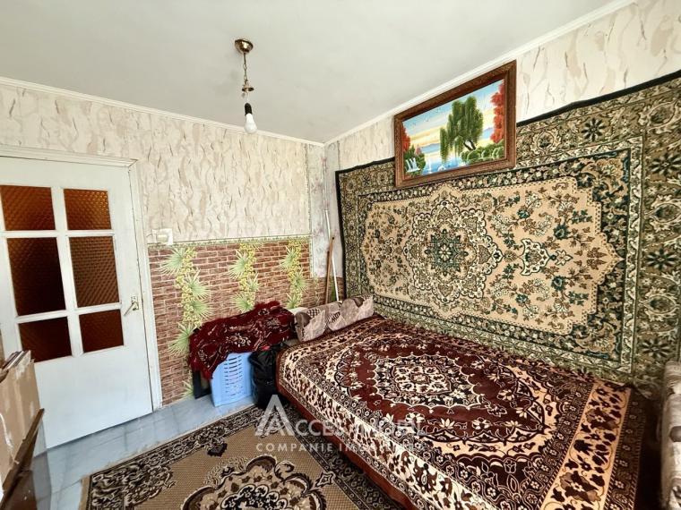 Strășeni, str. Ștefan cel Mare, 3 camere + living!: 5