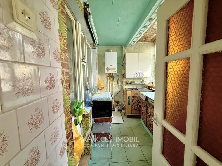 Strășeni, str. Ștefan cel Mare, 3 camere + living!: 10