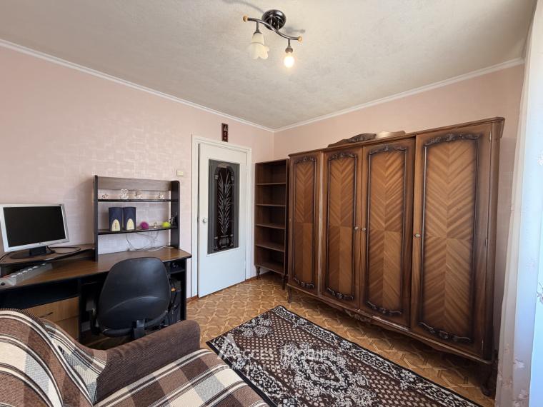 Аренда! Чеканы, бд. М. Чел Бэтрын, 2 комнаты. Aвтономное отопление!: 4