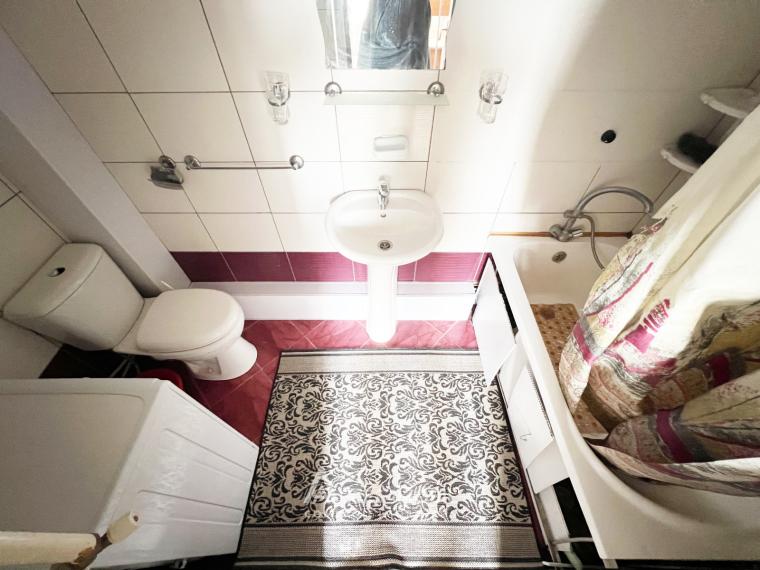 Buiucani, bd. Alba Iulia, 1 cameră. Localizare de Mijloc!: 6