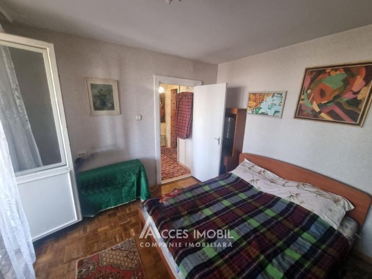 Botanica, bd. Dacia, 4 camere! Localizare bilaterală!: 4