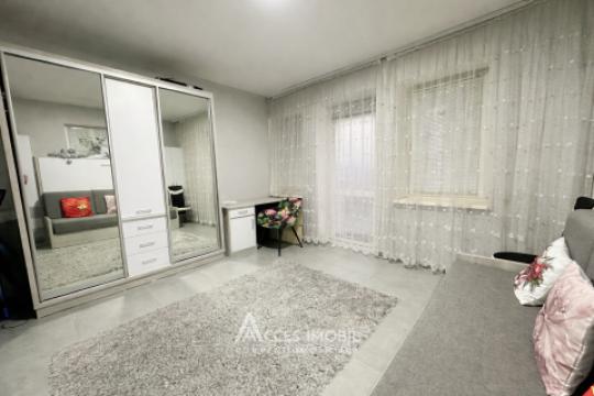 : Botanica, str. Tiras