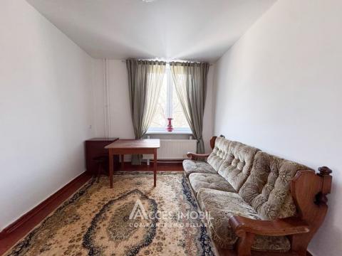 For Rent! Center, Tiraspol street, 3 rooms + living. Autonomous Heating!: 2